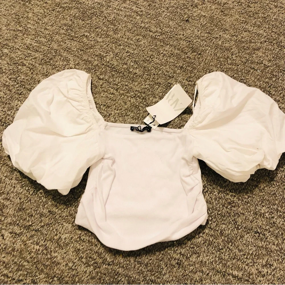 Zara White Crop Blouse with Square Neck and Puff Sleeves Médium